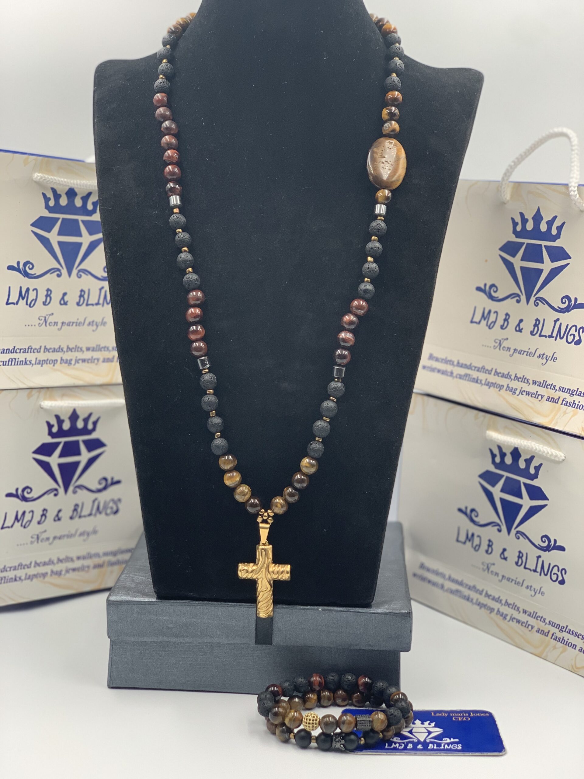 Cross bling neckpiece set 01