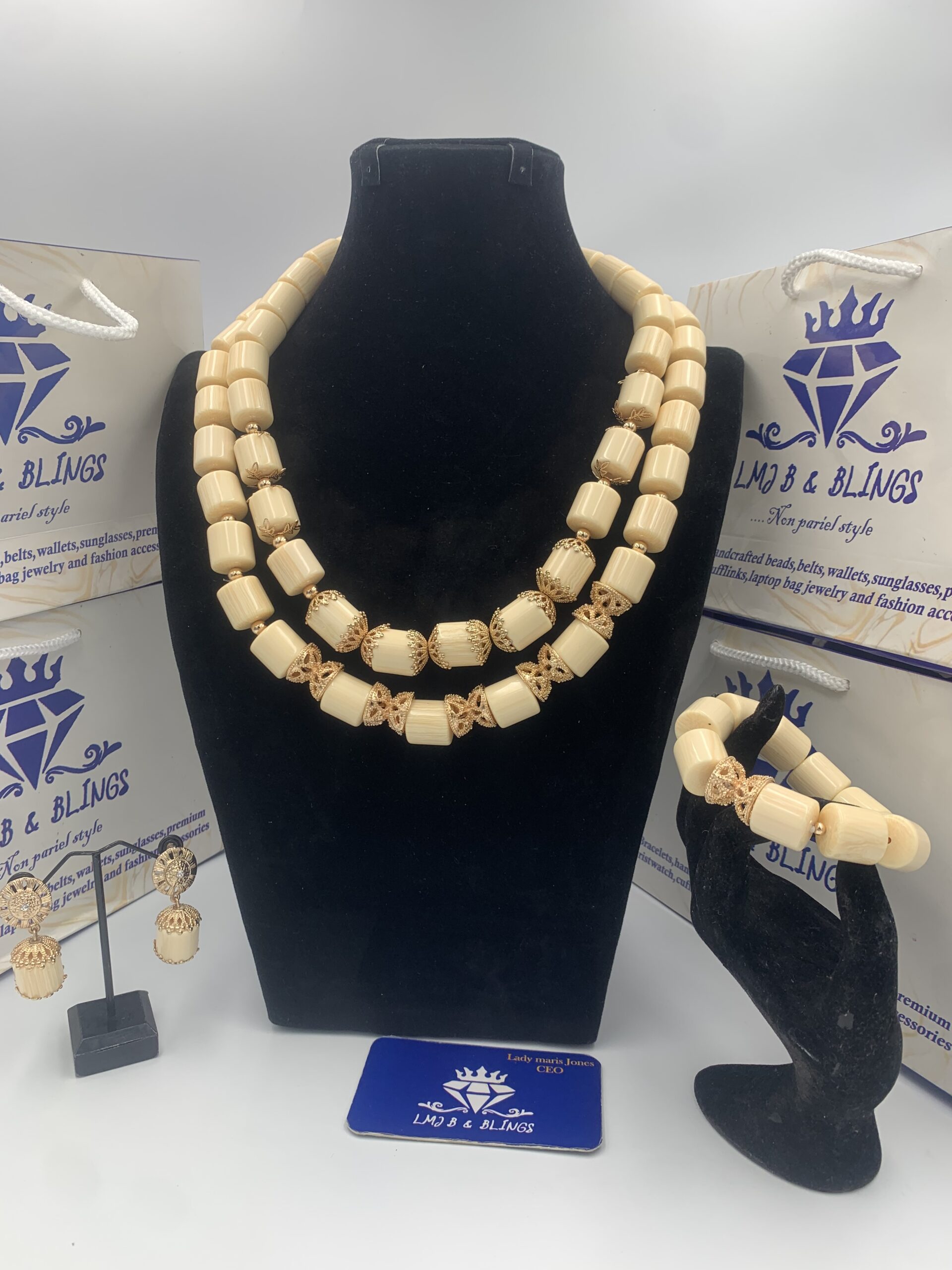 Two tier white bead set