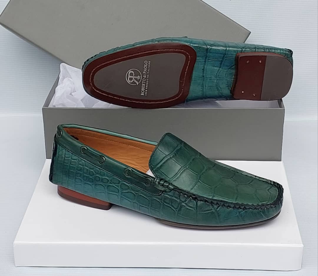 Men green leather loafer
