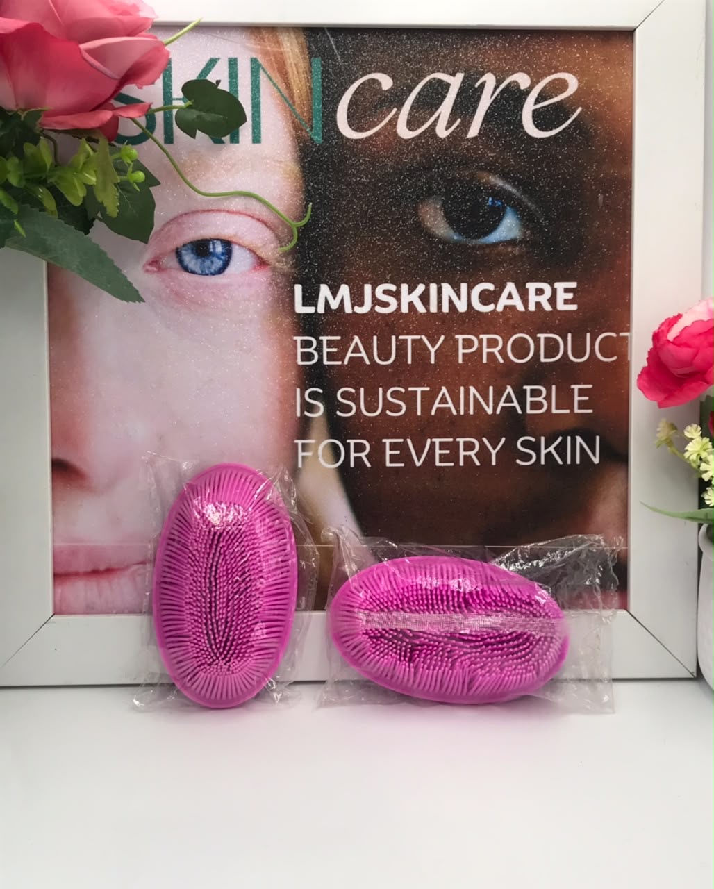 Premium Exfoliating Silicone Body Scrubber and Bath Sponge - Image 2
