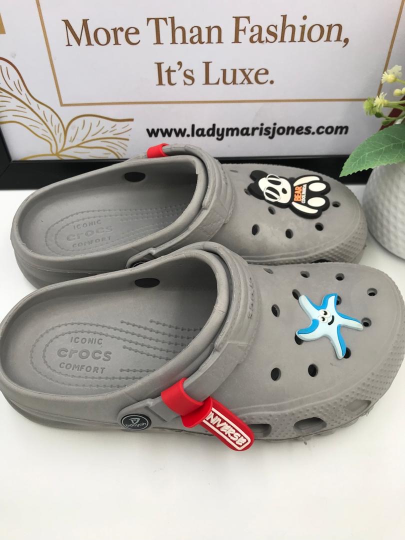 Classic Comfort Casual grey Crocs