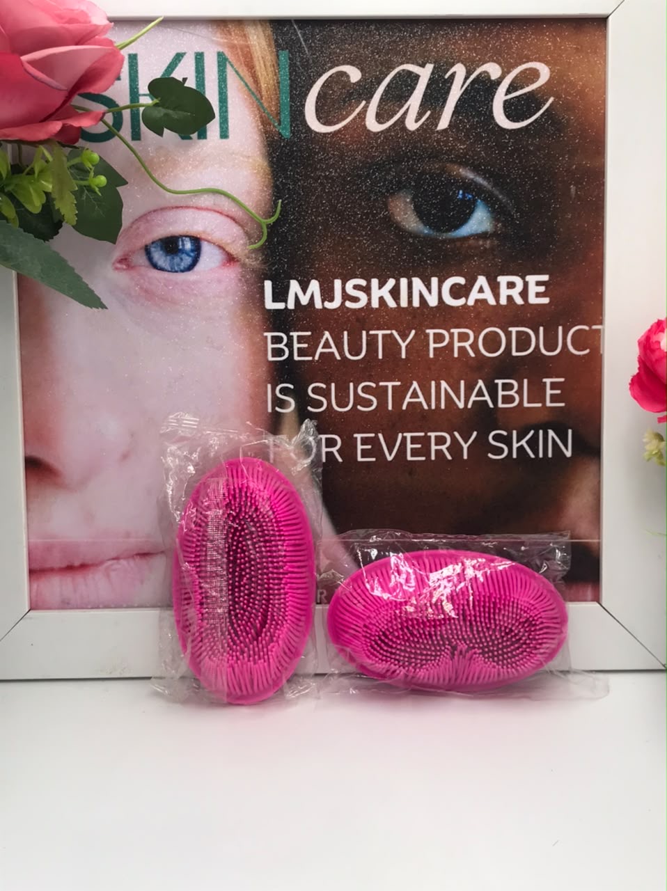 Premium Exfoliating Silicone Body Scrubber and Bath Sponge - Image 5