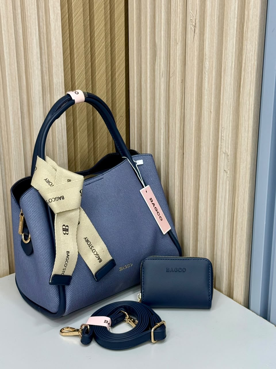 Textured Structured Handbag and Matching Purse Set - Image 4